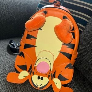 Loungefly Winnie the Pooh tigger backpack NWOT